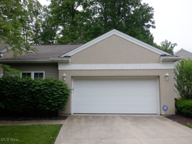 Welcome to this beautifully maintained 3-bedroom, 2-bath cluster on Gleneagles Golf Club in Ohio - for sale on GolfHomes.com, golf home, golf lot