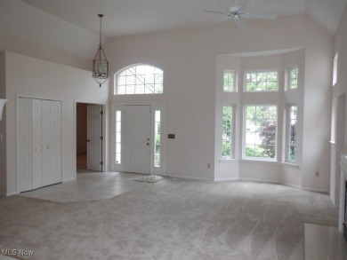 Welcome to this beautifully maintained 3-bedroom, 2-bath cluster on Gleneagles Golf Club in Ohio - for sale on GolfHomes.com, golf home, golf lot