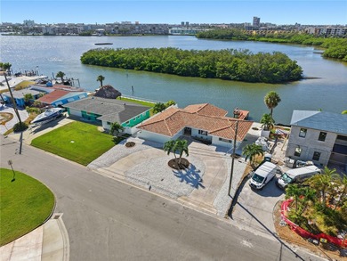 Welcome to your WATERFRONT dream home in the Pasadena Golf Club on Pasadena Yacht and Country Club in Florida - for sale on GolfHomes.com, golf home, golf lot