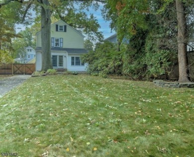 Charming Brookdale Colonial, ideally located and filled with on Glen Ridge Country Club in New Jersey - for sale on GolfHomes.com, golf home, golf lot