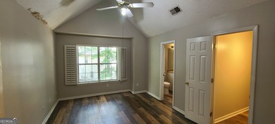 This 3 bedroom, 2.5 bath home with 1,262 sq ft offers an on Canongate At Flat Creek Club in Georgia - for sale on GolfHomes.com, golf home, golf lot