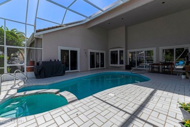 Welcome to this timeless and well-loved 3-bedroom, 2-bathroom on Plantation Bay Golf and Country Club in Florida - for sale on GolfHomes.com, golf home, golf lot