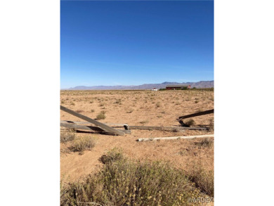 5.12 acres on paved road in Mountain Vista Ranches.  Parcel to on Valle Vista Golf Course in Arizona - for sale on GolfHomes.com, golf home, golf lot