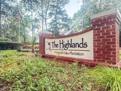 Downsizing? Searching for a winter escape? Craving that on Legend Oaks Plantation Golf Club in South Carolina - for sale on GolfHomes.com, golf home, golf lot