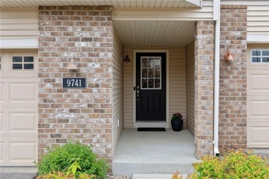 Welcome home to this spacious and well-maintained 3-bedroom on Boulder Pointe Golf Club in Minnesota - for sale on GolfHomes.com, golf home, golf lot