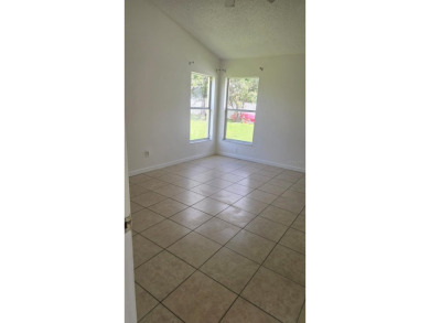 Welcome to this 3-bedroom, 2-bathroom single-family home on a on Remington Golf Club in Florida - for sale on GolfHomes.com, golf home, golf lot