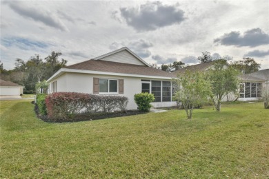 OUTSTANDING GOLF COURSE WIEW!  This 2BD/2BA house has been on Ocala Palms Golf and Country Club in Florida - for sale on GolfHomes.com, golf home, golf lot