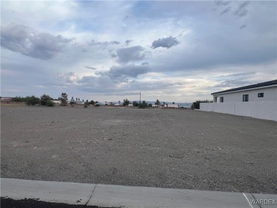 Gorgeous premium golf course lot with fantastic views and a on Los Lagos Golf Club in Arizona - for sale on GolfHomes.com, golf home, golf lot