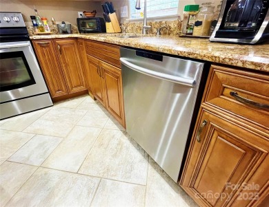 AMAZING OPPORTUNITY! THIS WELL-MAINTAINED HOME IS A MUST-SEE! on Highland Creek Golf Club in North Carolina - for sale on GolfHomes.com, golf home, golf lot