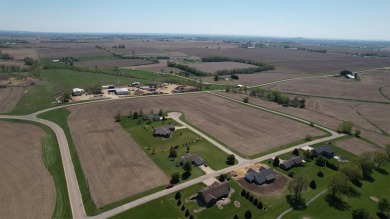 Agent: Chris Hoffman 608*885*005    PROPERTY DESCRIPTION  Enjoy on Cole Acres Country Club in Wisconsin - for sale on GolfHomes.com, golf home, golf lot