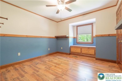 Looking for Country Charm with MODERN updates? This cedar clad on Indian Mountain Golf Course in Pennsylvania - for sale on GolfHomes.com, golf home, golf lot