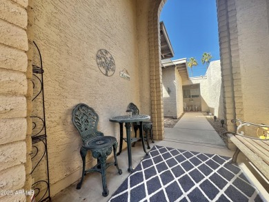 Three bed, 2 bath, den, 1,626 sq ft townhouse in the vibrant on Oakwood Golf Club  in Arizona - for sale on GolfHomes.com, golf home, golf lot