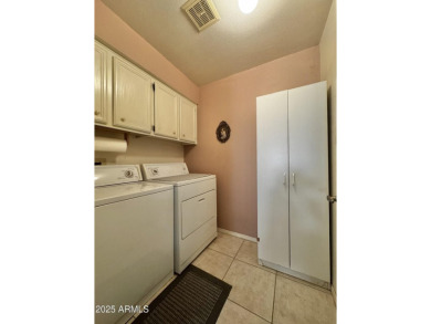 Three bed, 2 bath, den, 1,626 sq ft townhouse in the vibrant on Oakwood Golf Club  in Arizona - for sale on GolfHomes.com, golf home, golf lot