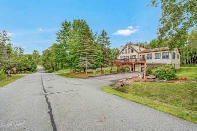 Chalet-Style Retreat in The Hideout This 4-Bedroom, 3-Bath on The Hideout Golf in Pennsylvania - for sale on GolfHomes.com, golf home, golf lot