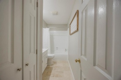 PERFECT LOCATION Charming, Cozy and Energy-Efficient - Prime on Heritage Lakes - Par 3 - 9 Hole Course in Texas - for sale on GolfHomes.com, golf home, golf lot