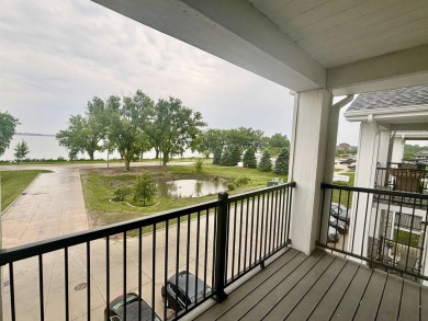 MOTIVATED SELLER!! Looking for a home with no maintenance and on Sunrise Pointe Golf Course in Iowa - for sale on GolfHomes.com, golf home, golf lot