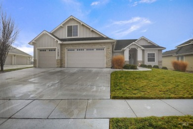 Beautiful, well maintained home backing up to the sought-after on Hunters Point Golf Club in Idaho - for sale on GolfHomes.com, golf home, golf lot