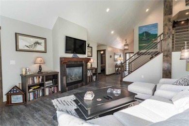 This 2018 Custom built 3B2B home with fountain views on the on Thumper Pond Golf Course in Minnesota - for sale on GolfHomes.com, golf home, golf lot