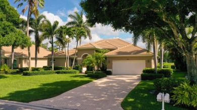 Stunning Renovated Home with Golf Course Views in Monarch on Monarch Country Club in Florida - for sale on GolfHomes.com, golf home, golf lot