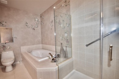 Stunning *Medici Model* Townhouse in The Greens at Half Hollow - on The Greens At Half Hollow in New York - for sale on GolfHomes.com, golf home, golf lot