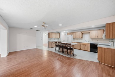 Under contract-accepting backup offers. One or more photo(s) has on On Top of the World Golf Course in Florida - for sale on GolfHomes.com, golf home, golf lot