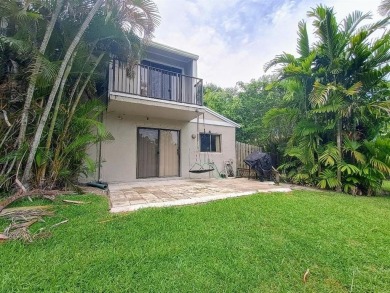 Looking for a cozy and quiet place to call home? Look no on Lago Mar Country Club in Florida - for sale on GolfHomes.com, golf home, golf lot