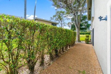 Turn-key first-floor corner condo in Stratford East at Hunters on Hunters Run Golf and Country Club in Florida - for sale on GolfHomes.com, golf home, golf lot