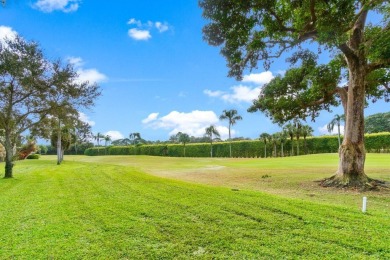 Turn-key first-floor corner condo in Stratford East at Hunters on Hunters Run Golf and Country Club in Florida - for sale on GolfHomes.com, golf home, golf lot
