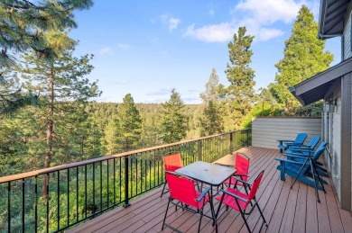 Located at the Running Y Resort, this condominium features 4 on Running Y Ranch Resort in Oregon - for sale on GolfHomes.com, golf home, golf lot