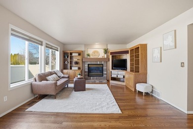 Tucked away on a quiet dead-end cul-de-sac just off Meadowwood on Meadow Wood Golf Course in Washington - for sale on GolfHomes.com, golf home, golf lot