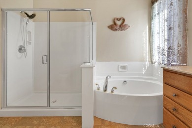Welcome to this beautifully maintained 2-bedroom + office/bonus on Ashwood Golf Course in California - for sale on GolfHomes.com, golf home, golf lot