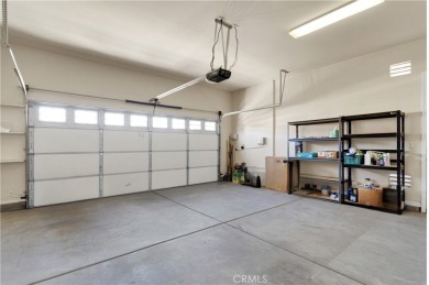 Welcome to this beautifully maintained 2-bedroom + office/bonus on Ashwood Golf Course in California - for sale on GolfHomes.com, golf home, golf lot