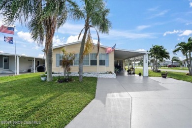 Welcome to Barefoot Bay.  This 2 bed 2 bath home has over 1500 on Barefoot Bay Golf Course in Florida - for sale on GolfHomes.com, golf home, golf lot