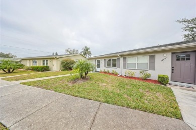 Welcome home to this lovely 2 bedroom/2 bath Condo in Kings on Kings Point Executive Golf Course in Florida - for sale on GolfHomes.com, golf home, golf lot
