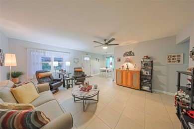 Welcome home to this lovely 2 bedroom/2 bath Condo in Kings on Kings Point Executive Golf Course in Florida - for sale on GolfHomes.com, golf home, golf lot