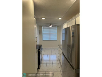 Beautiful Golf Course Condo in Exclusive Jacaranda! This move-in on Jacaranda Golf Club in Florida - for sale on GolfHomes.com, golf home, golf lot