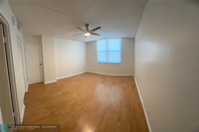 Beautiful Golf Course Condo in Exclusive Jacaranda! This move-in on Jacaranda Golf Club in Florida - for sale on GolfHomes.com, golf home, golf lot