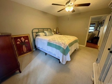 Well maintained home on a quiet, dead-end street in the Mountain on Mountain Ranch Golf Club in Arkansas - for sale on GolfHomes.com, golf home, golf lot