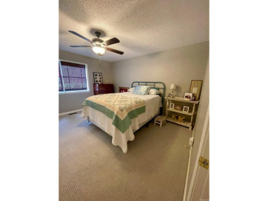 Well maintained home on a quiet, dead-end street in the Mountain on Mountain Ranch Golf Club in Arkansas - for sale on GolfHomes.com, golf home, golf lot