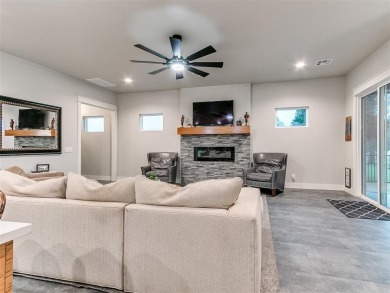 Stunning Golf Course Home in Guthrie - Motivated Sellers on Cedar Valley Golf Club in Oklahoma - for sale on GolfHomes.com, golf home, golf lot