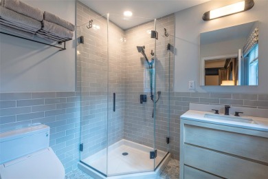 Welcome to this immaculate 6-bedroom, 4.5-bathroom Colonial on Fresh Meadow Country Club in New York - for sale on GolfHomes.com, golf home, golf lot