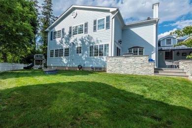 Welcome to this immaculate 6-bedroom, 4.5-bathroom Colonial on Fresh Meadow Country Club in New York - for sale on GolfHomes.com, golf home, golf lot