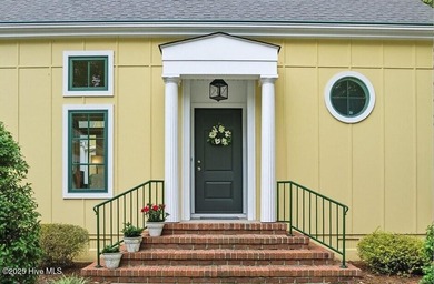 REDUCED PRICE!! Motivated Sellers! CLASSIC and CUSTOM! Welcome on Sound Golf Links at Albemarle Plantation in North Carolina - for sale on GolfHomes.com, golf home, golf lot