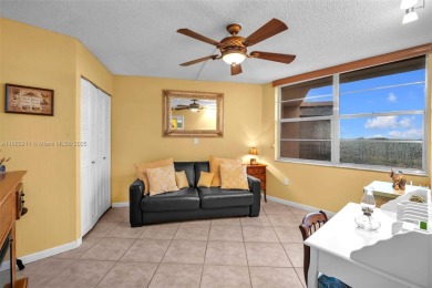 Location!! *** HOA has reserves *** Conventional & Cash offers on Pembroke Lakes Golf Club in Florida - for sale on GolfHomes.com, golf home, golf lot