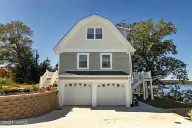 Stunning, waterfront, 3 BR/3BA home with captivating panoramic on Star Hill Golf Club  in North Carolina - for sale on GolfHomes.com, golf home, golf lot