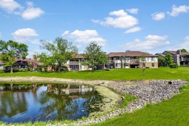 Carefree, resort-style living awaits in this secure, top-floor on Oak Hills Country Club in Illinois - for sale on GolfHomes.com, golf home, golf lot