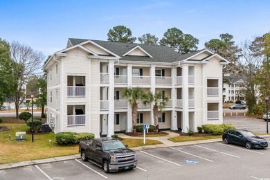 Wow! Move-in ready one-bedroom condo in River Oaks with a on River Oaks Golf Plantation  in South Carolina - for sale on GolfHomes.com, golf home, golf lot