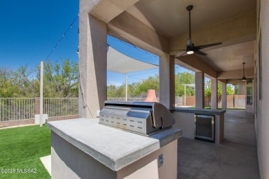 Welcome to this exceptional Oro Valley home offering the perfect on The Golf Club at Vistoso in Arizona - for sale on GolfHomes.com, golf home, golf lot