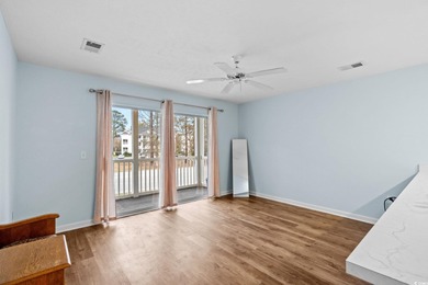 Wow! Move-in ready one-bedroom condo in River Oaks with a on River Oaks Golf Plantation  in South Carolina - for sale on GolfHomes.com, golf home, golf lot