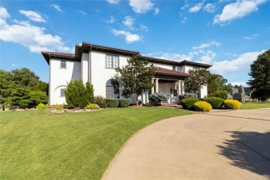 Seize the opportunity to own a spectacular luxury property in on Hillcrest Country Club in Oklahoma - for sale on GolfHomes.com, golf home, golf lot